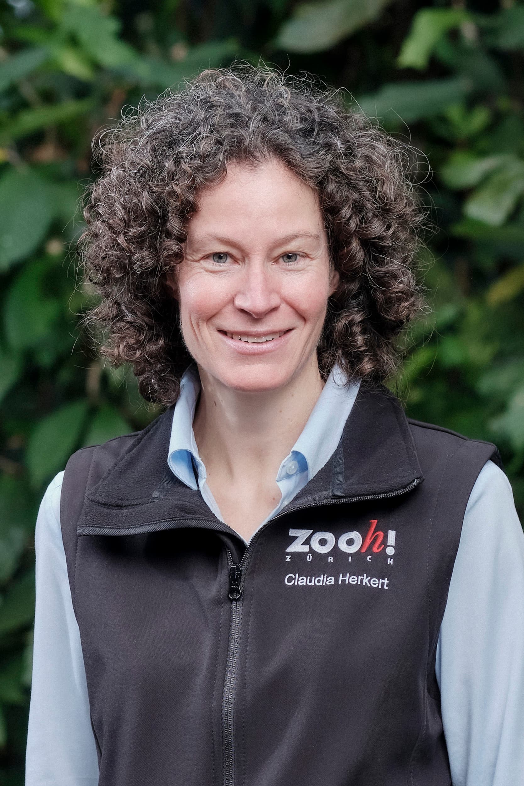 Portraitbild Claudia Herkert-Derungs, Leiterin Marketing & Edukation, Januar 2025.