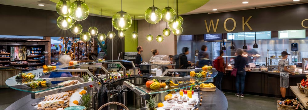 Freeflow des Restaurants Masoala im Zoo Zürich, 2022.