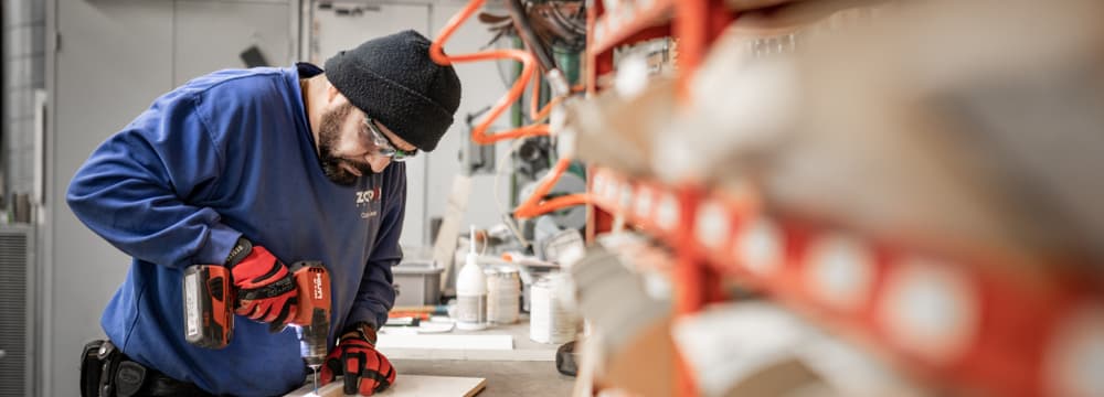 Mitarbeiter Werkstatt im Zoo Zürich