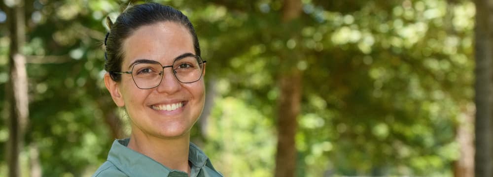 Conservation Fellow Fernanda Mussi Fontoura, Feldkoordinatorin am Institut Arara Azul. 