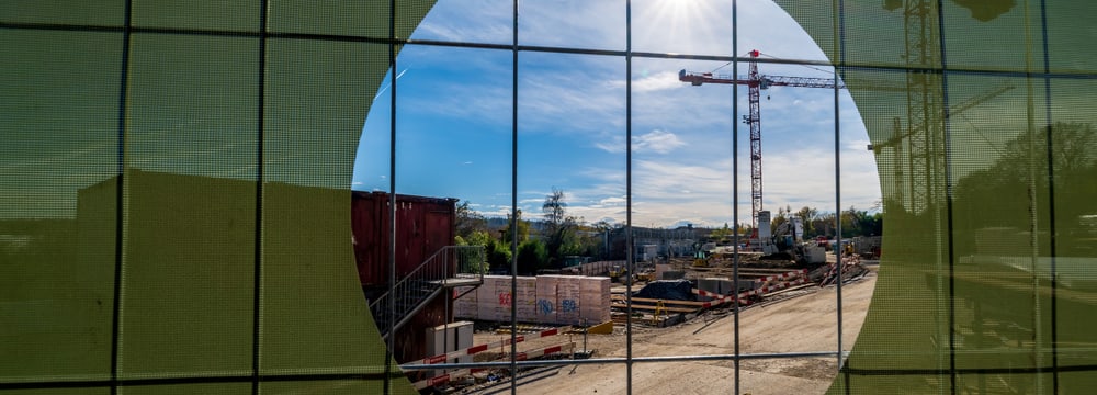 Baustelle für die Pantanal Voliere im Zoo Zürich im Herbst 2024.