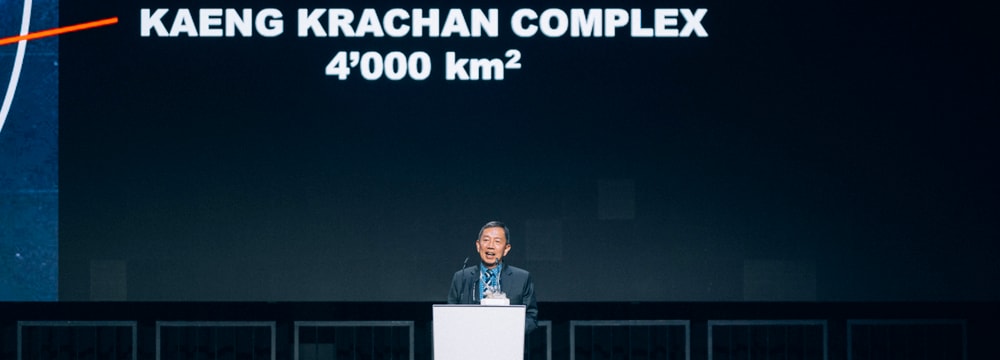 Dr. Anak Pattanavibool, Preisträger des Conservation Awards 2024, an der Generalversammlung des Zoo Zürich in «The Hall» in Dübendorf.