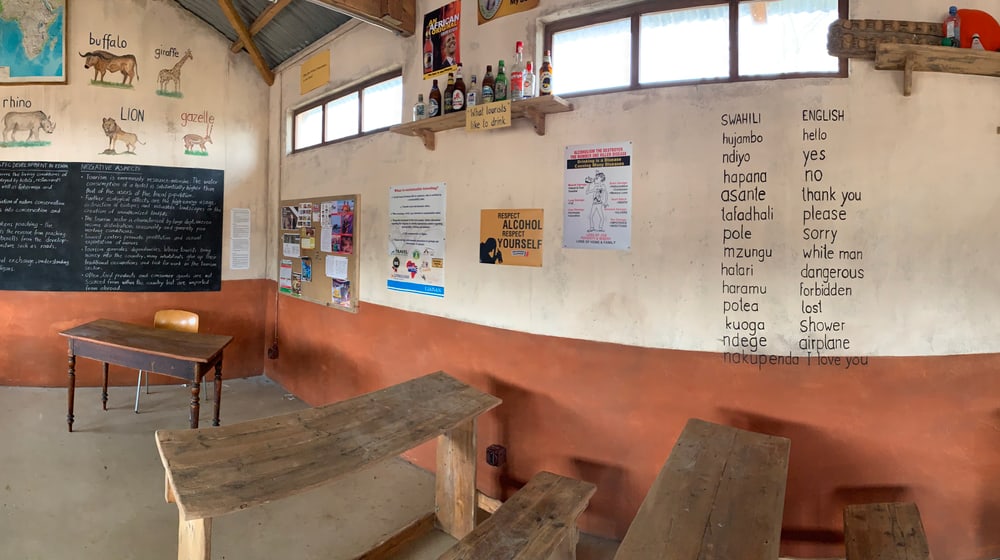 Panorama-Aufnahme der Schule im Lewa-Dorf.