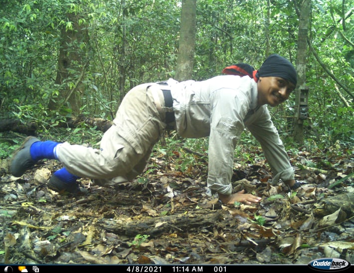 Conservation Fellow Manoon Pliosungnoen vom Naturschutzprojekt Kaeng Krachan in Thailand.