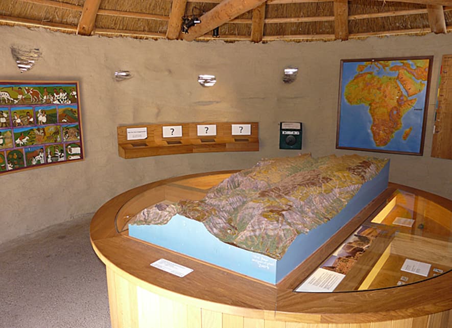 Ausstellung im Semien Gebirge des Zoo Zürich.