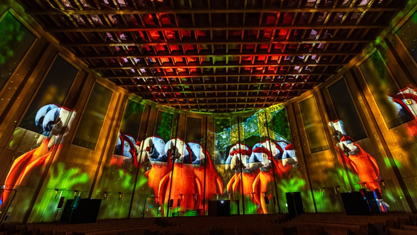 Bild des Pixelzoos in der Kirche auf der Egg in Zürich.