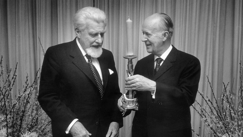 Historsiche Aufnahme Zoo Zürich mit Konrad Lorenz und Heini Hediger
